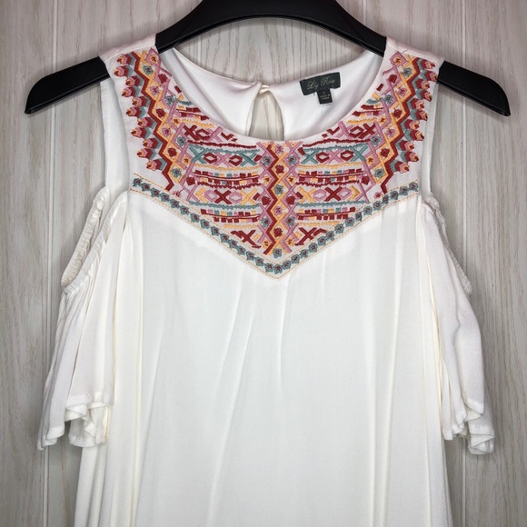 Lily Rose Embroidered Cold Shoulder Dress - Picture 2 of 4